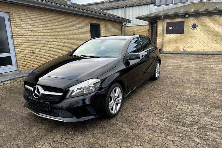 undefined Mercedes A200 fra 2018 set udefra
