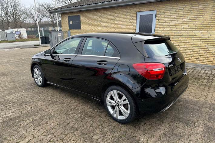 undefined Mercedes A200 fra 2018