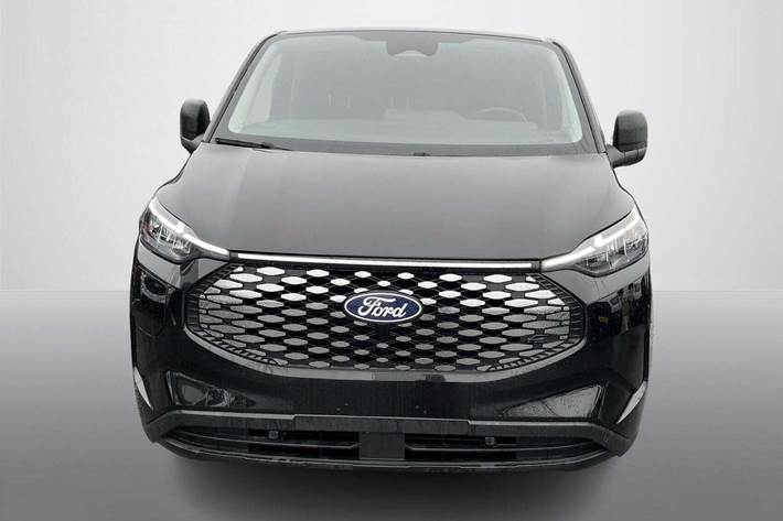 Beige Ford E-Transit Custom 320S fra 2025