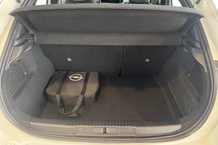 Hvid Opel Mokka-e fra 2021