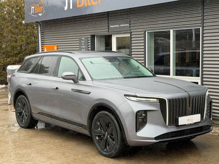 Hongqi E-HS9 99 Exclusive Black Edition