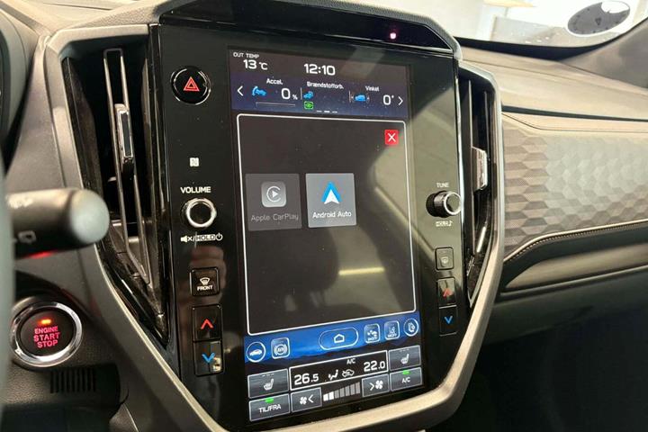 Sølv Subaru Forester fra 2025