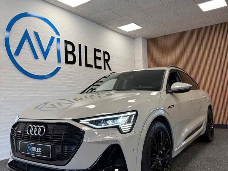 Audi e-tron 55 Black Edition S-line Sportback quattro