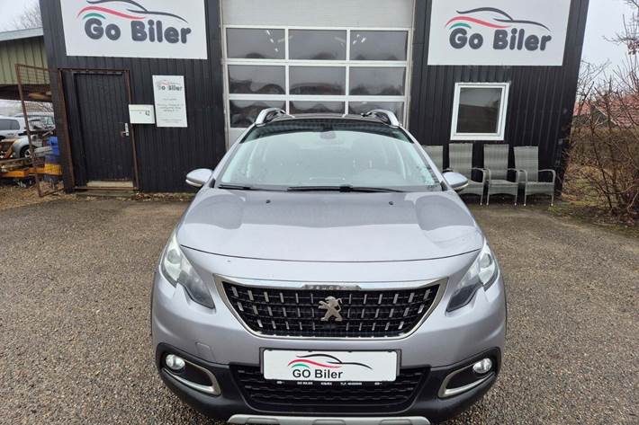 Grøn Peugeot 2008 fra 2017