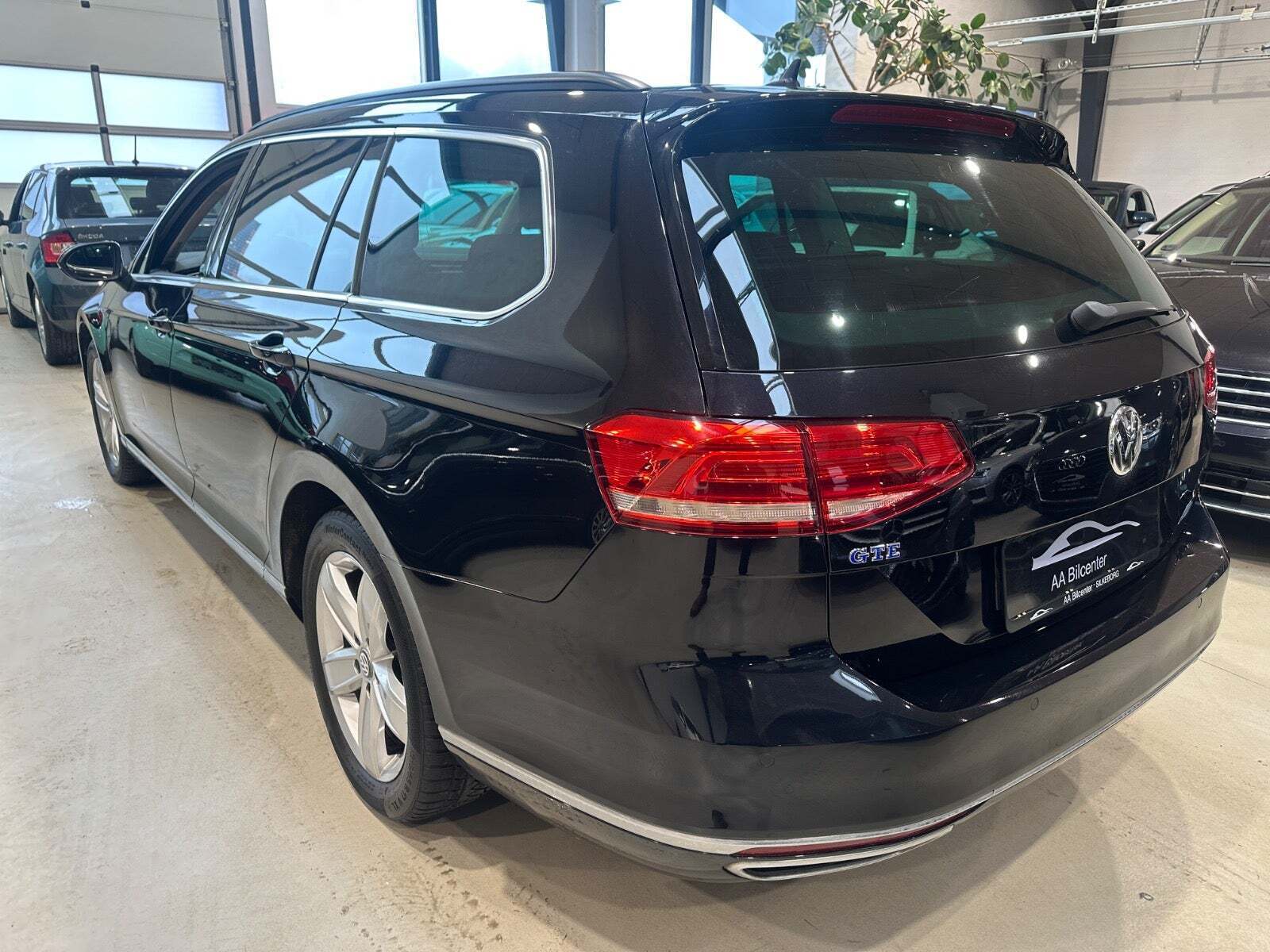 Sort VW Passat fra 2018
