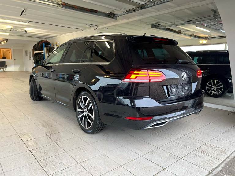 VW Golf VII 1,5 TSi 150 Highline Variant DSG