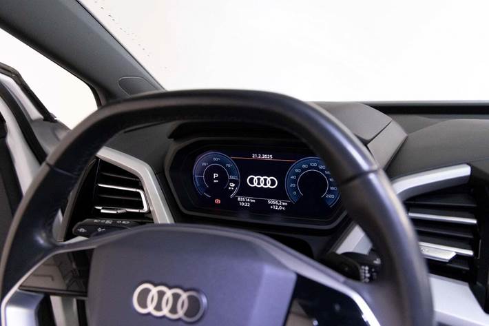 Hvid Audi Q4 e-tron fra 2022