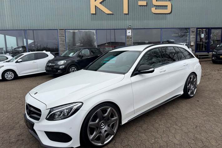 Hvid Mercedes C400 fra 2016