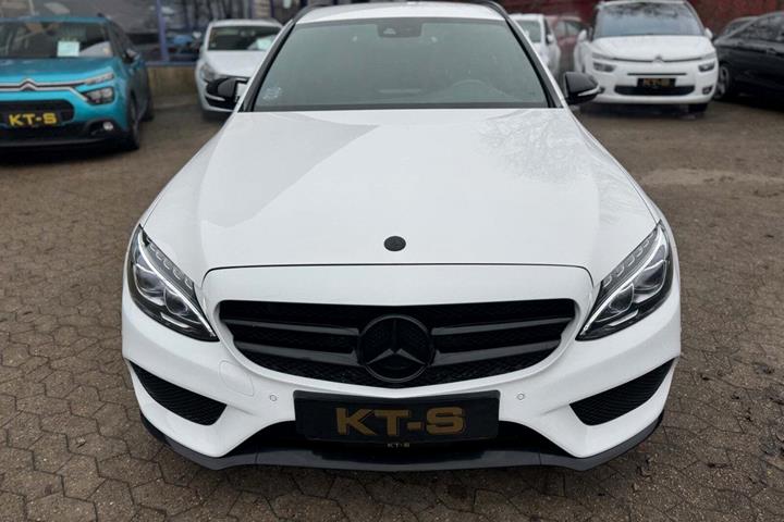 Hvid Mercedes C400 fra 2016