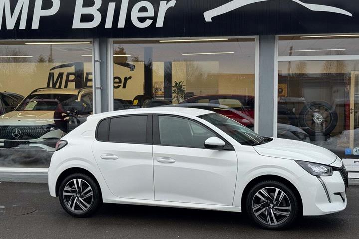 Hvid Peugeot 208 fra 2021