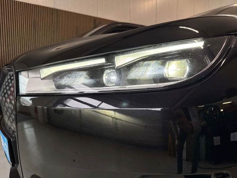 BMW iX xDrive40