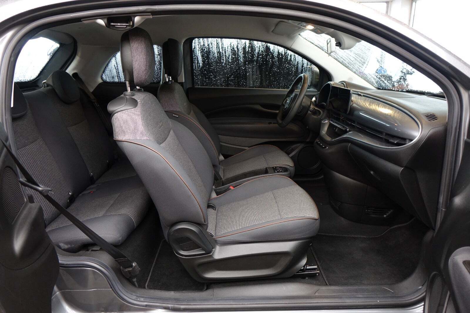 Fiat 500e 42 Icon 3+1