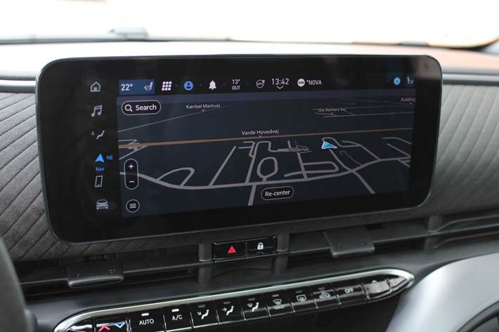 Blå Abarth 500e fra 2025