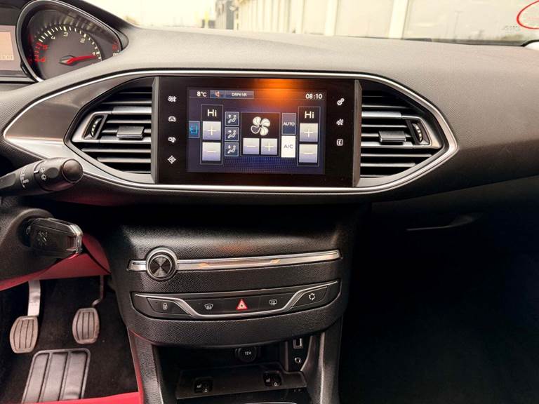 Peugeot 308 1,6 BlueHDi 120 Allure SW