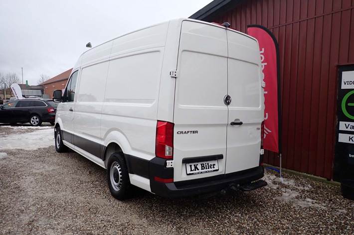 Hvid VW Crafter 30 fra 2018