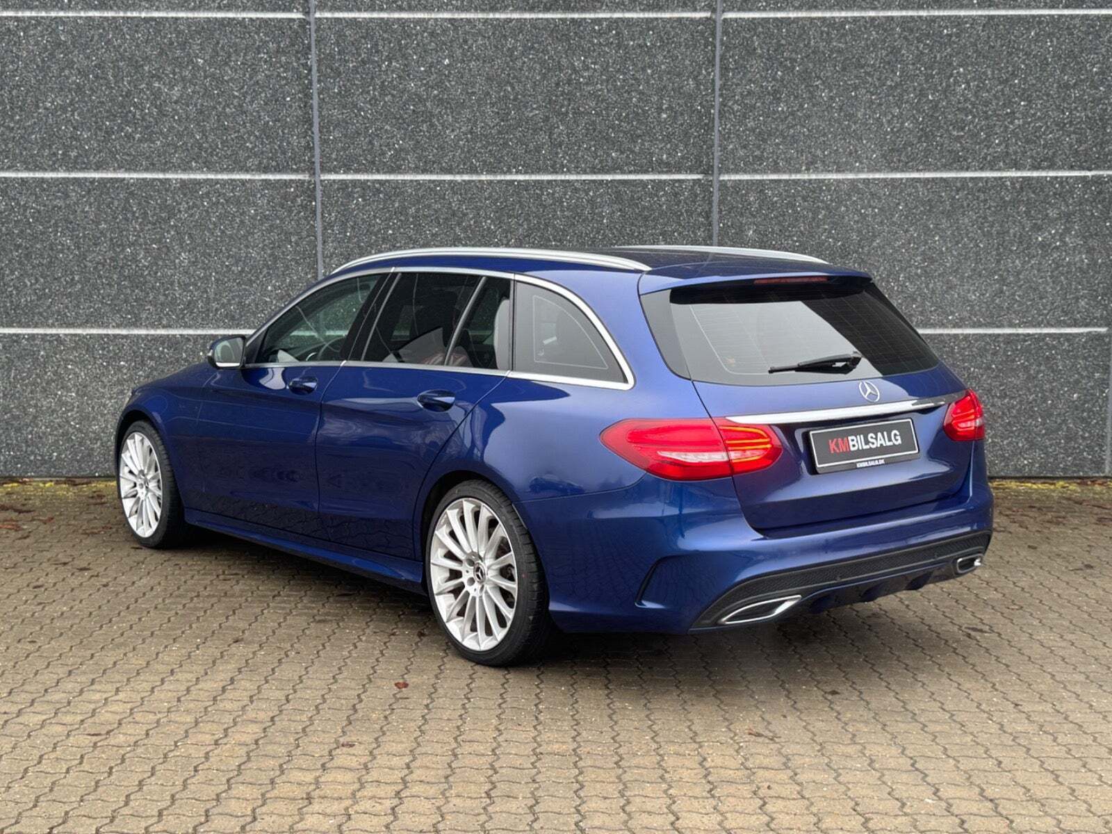 Mercedes C220 d 2,2 AMG Line stc. aut.