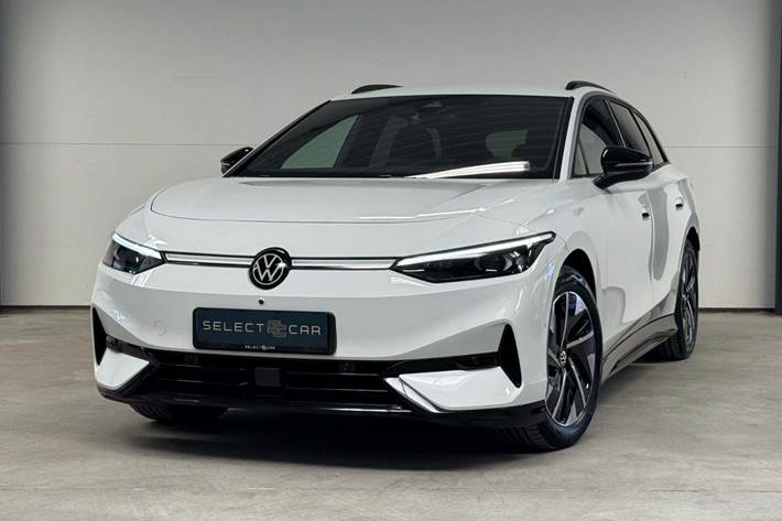 Hvid VW ID.7 fra 2025 set udefra