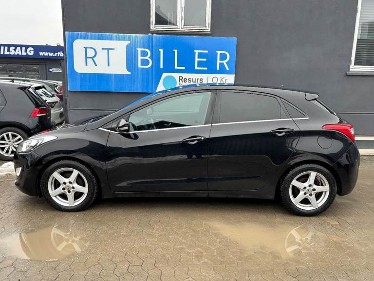 Hyundai i30 1,6 CRDi 110 EM-Edition