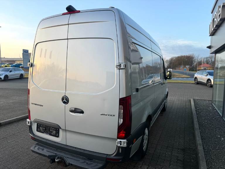 Mercedes Sprinter 319 3,0 CDi A2 Kassevogn aut. RWD