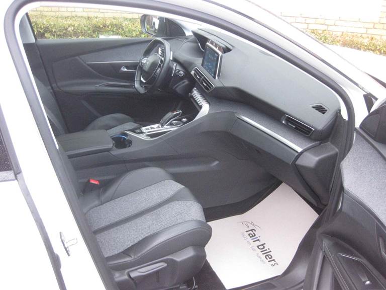 Peugeot 3008 1,5 BlueHDi 130 Allure EAT8 Van