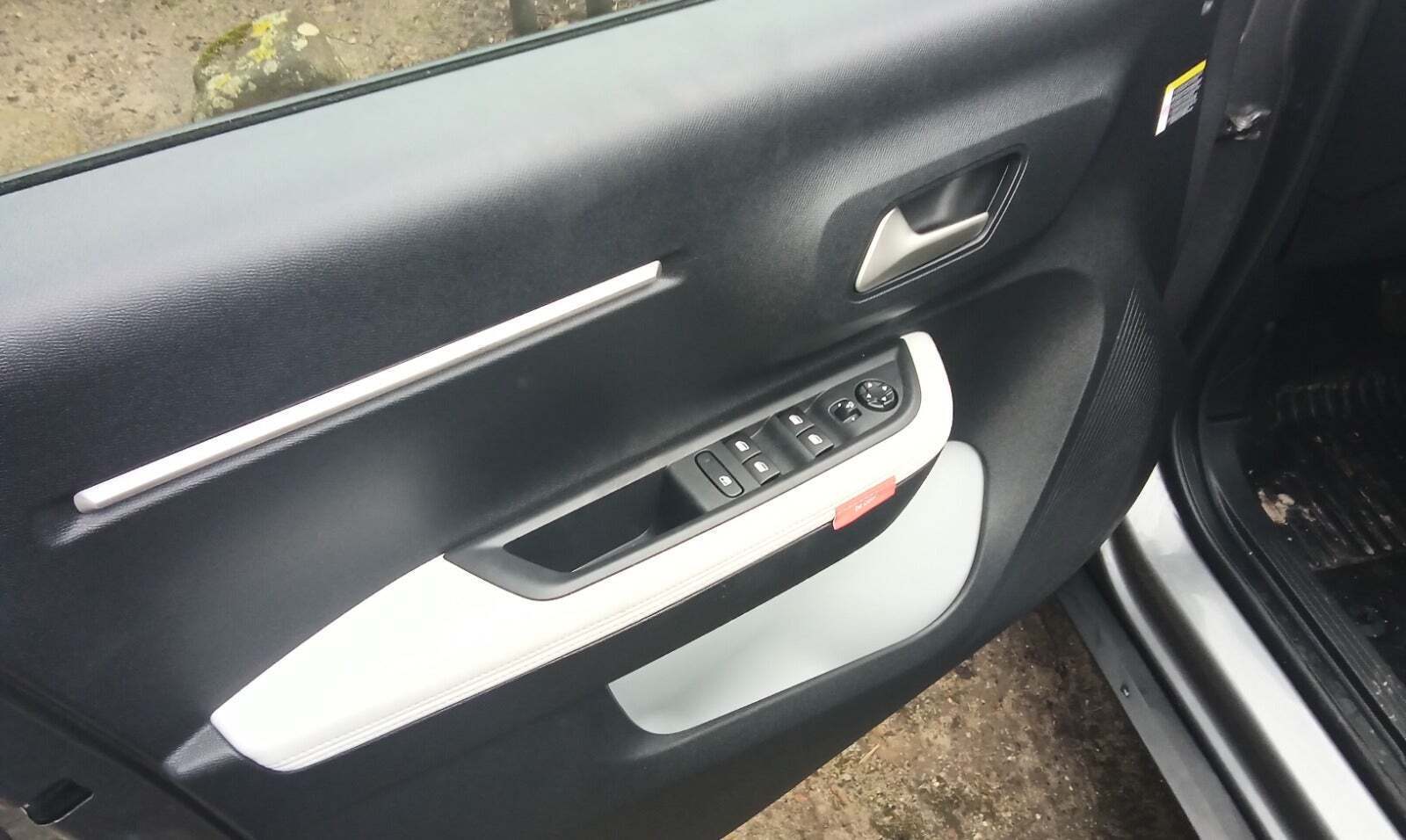 Grå Citroën ë-C3 fra 2025