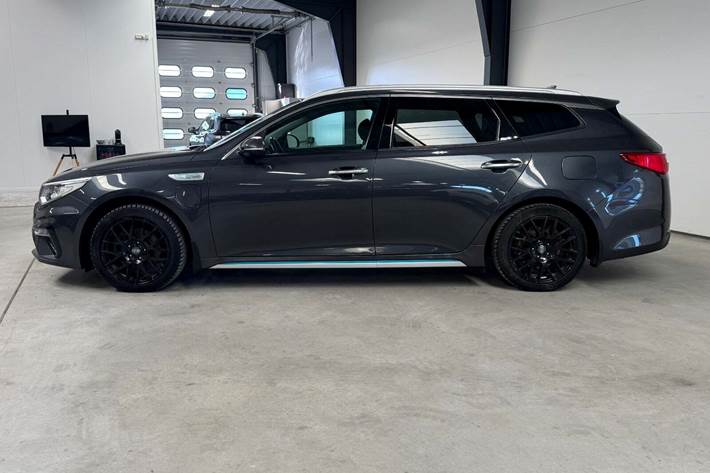 Grå Kia Optima fra 2019