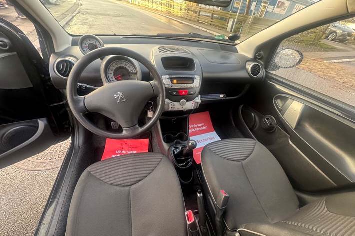 undefined Peugeot 107 fra 2012