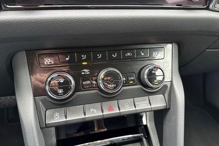 Grå Skoda Kodiaq fra 2022