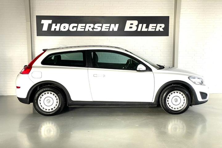 Hvid Volvo C30 fra 2011