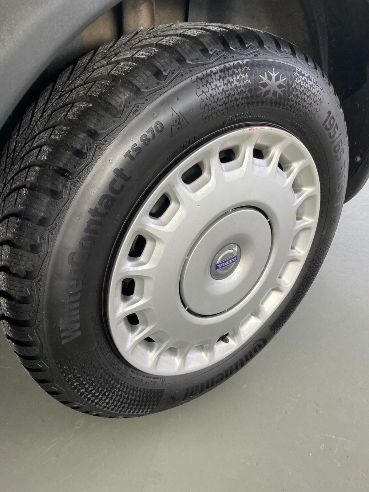 Hvid Volvo C30 fra 2011