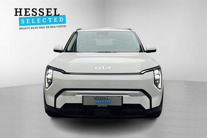 Beige Kia EV3 fra 2025