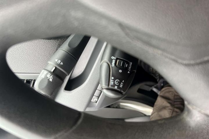 Hvid Toyota ProAce fra 2019
