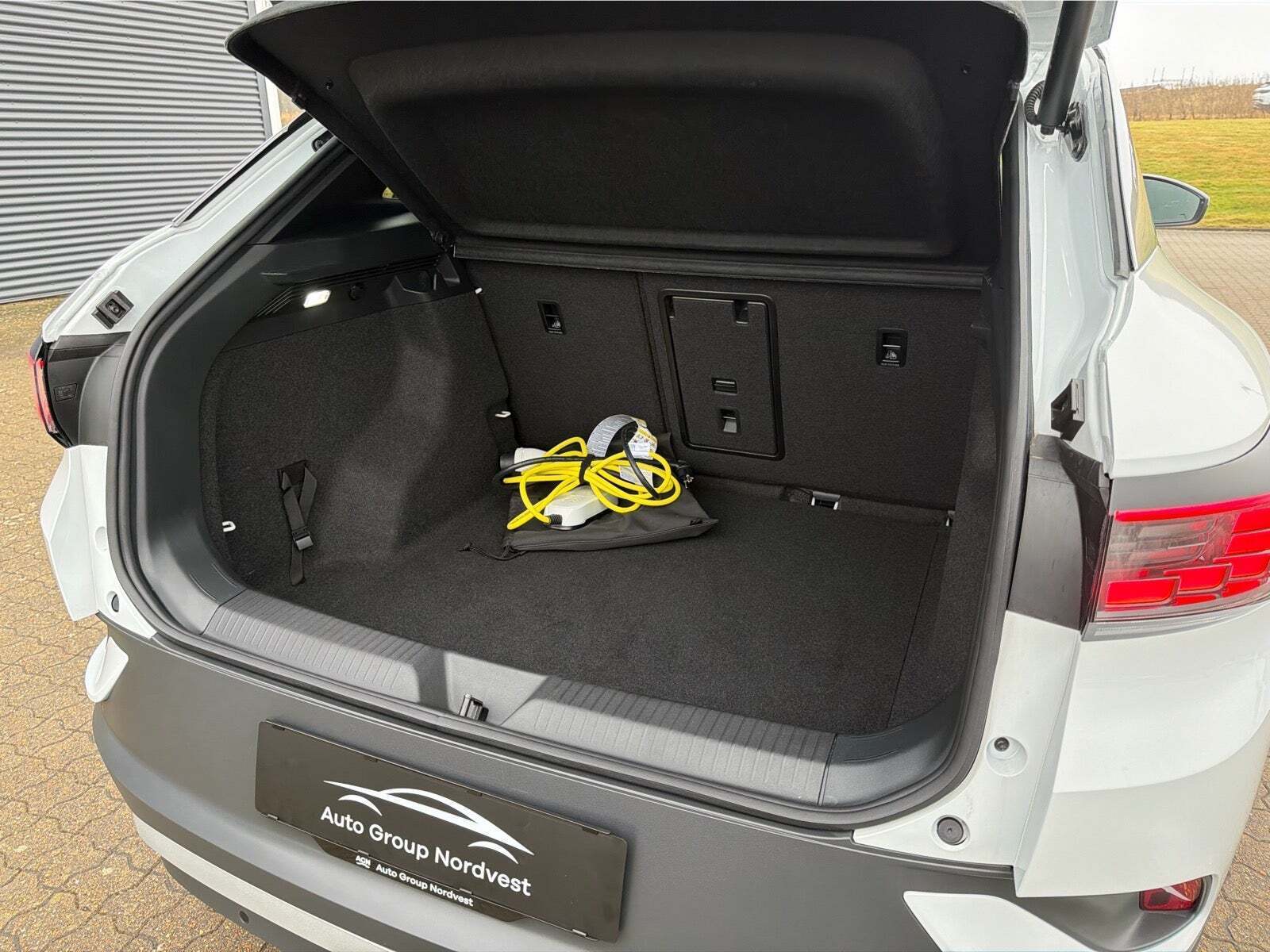 Hvid VW ID.4 fra 2025