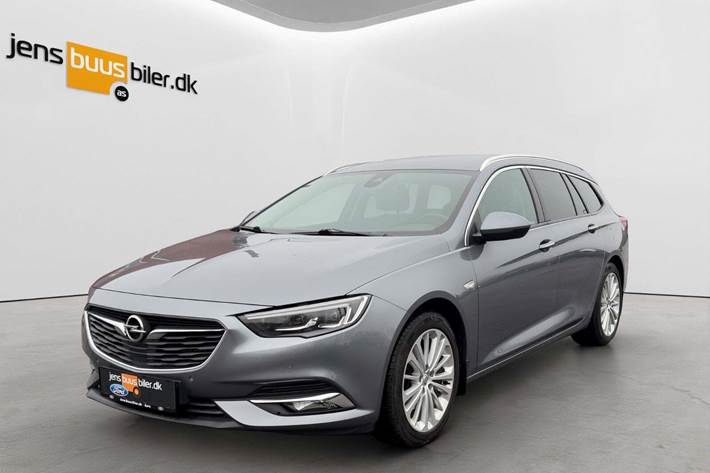 Grå Opel Insignia fra 2018