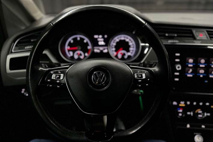 undefined VW Touran fra 2020