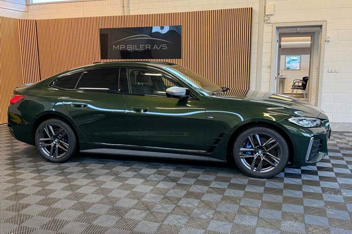 Grøn BMW i4 fra 2022