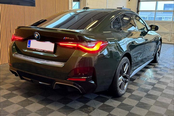 Grøn BMW i4 fra 2022