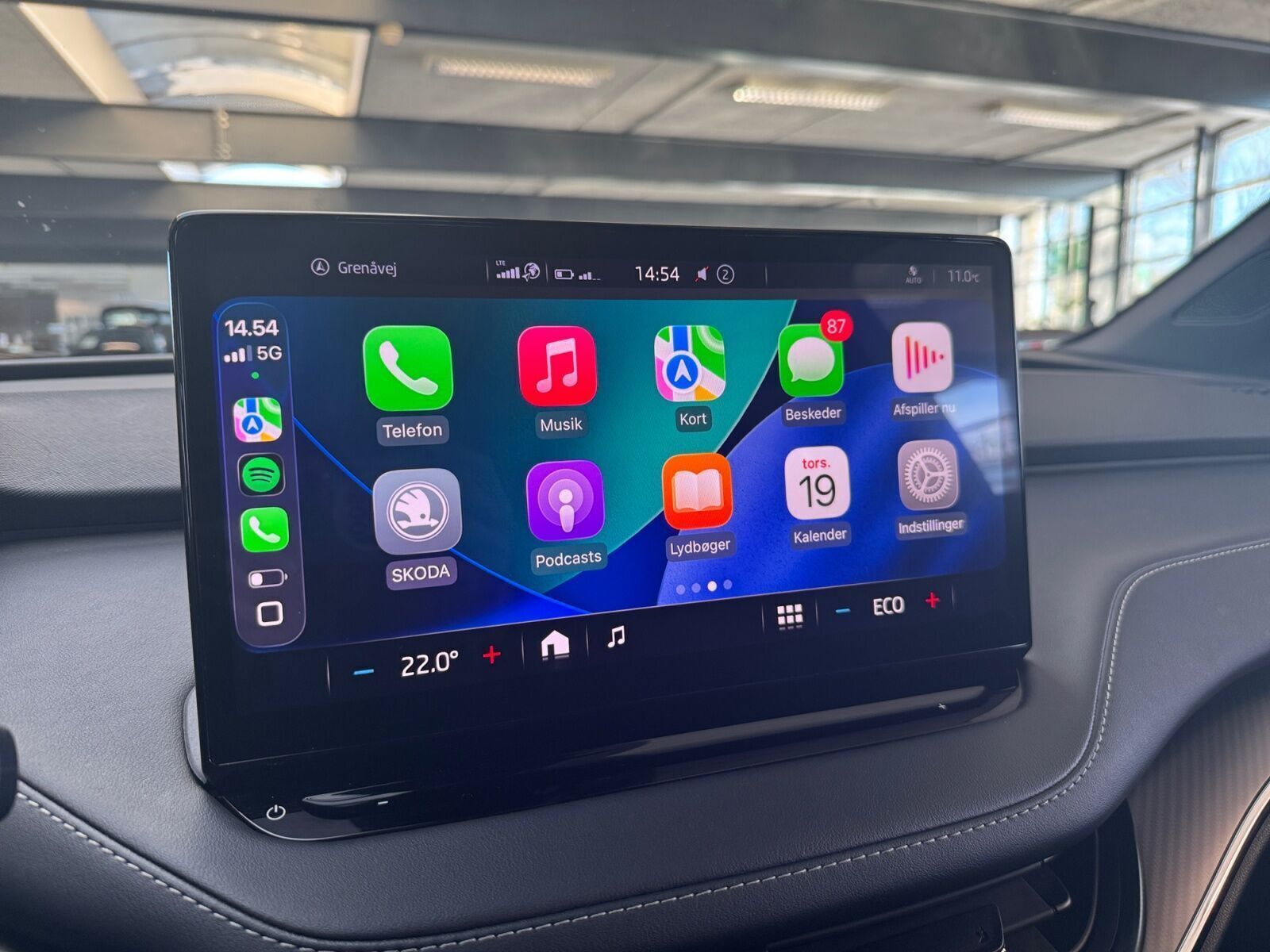 Sølv Skoda Enyaq fra 2023