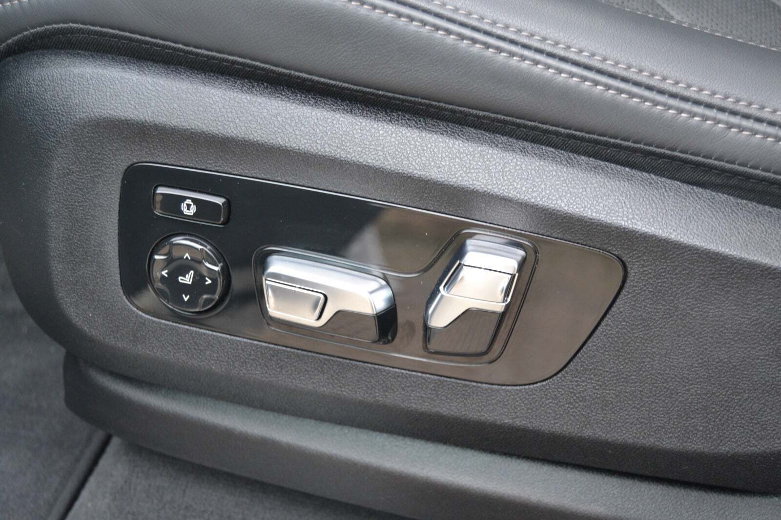 Hvid BMW X5 fra 2023