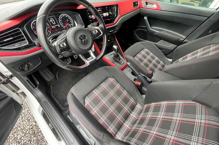 Hvid VW Polo fra 2019