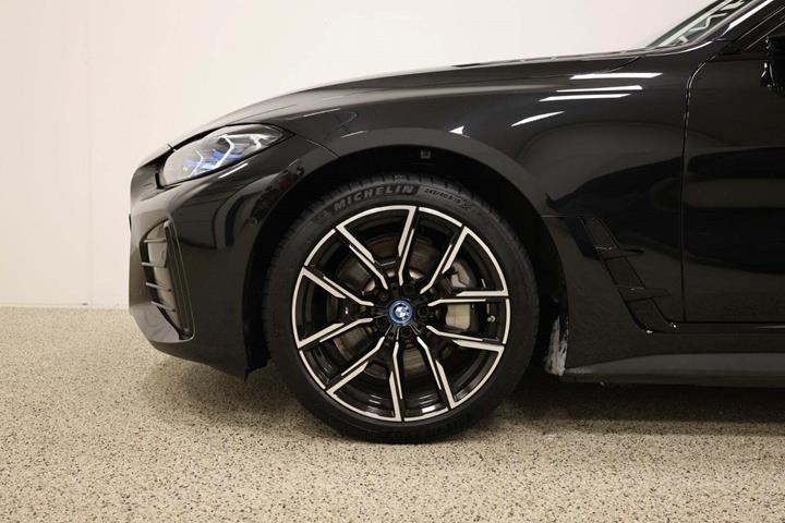 undefined BMW i4 fra 2024
