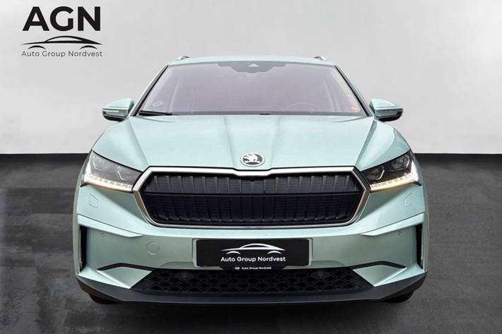 Turquoise Skoda Enyaq fra 2021