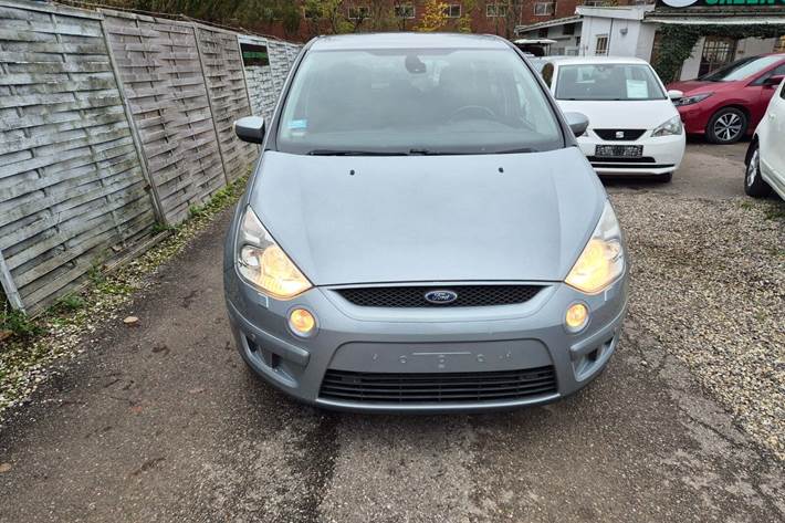 undefined Ford S-MAX fra 2010