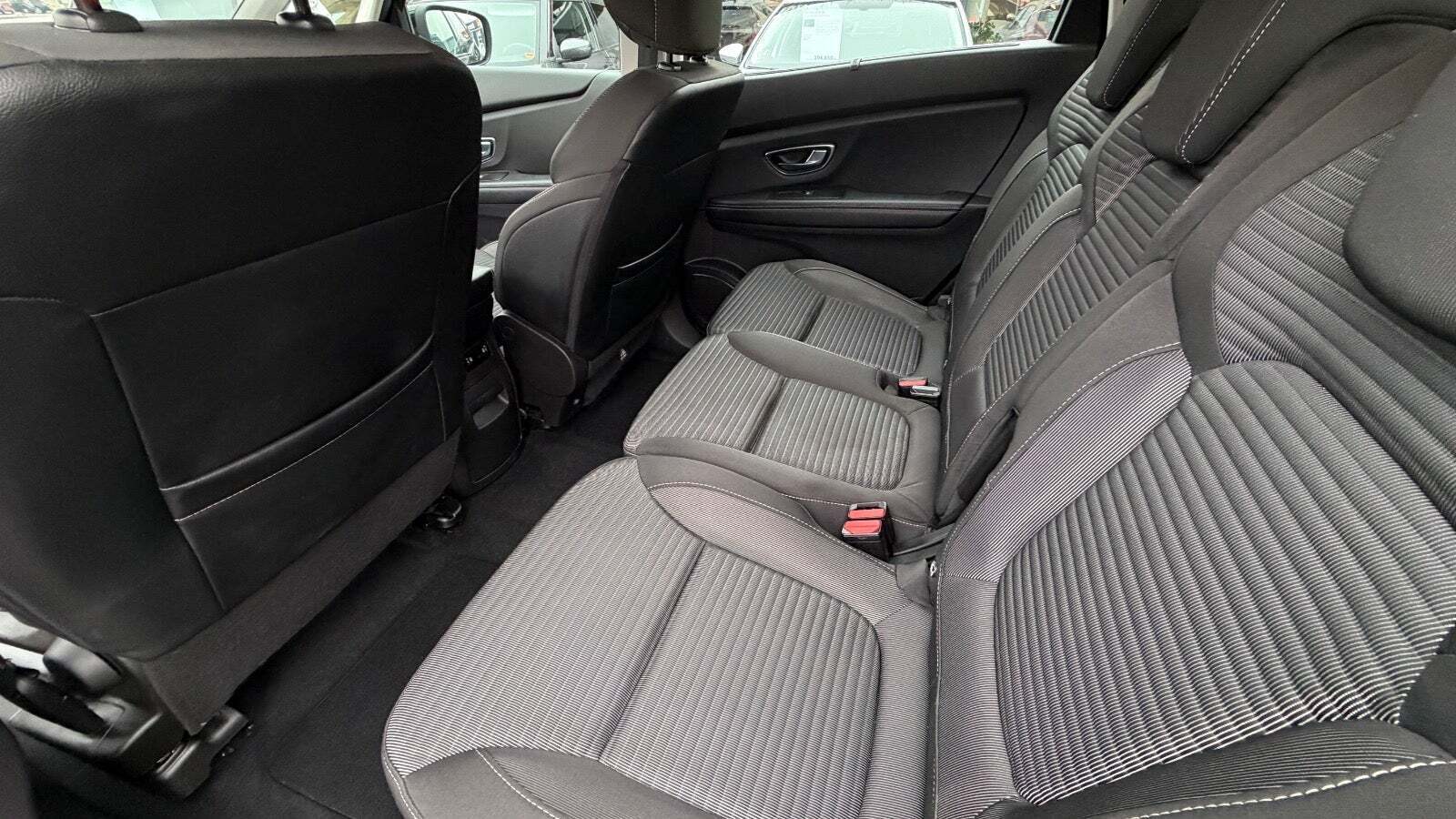 Sort Renault Grand Scenic IV fra 2018