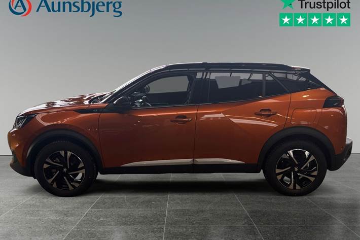 Orange Peugeot e-2008 fra 2023
