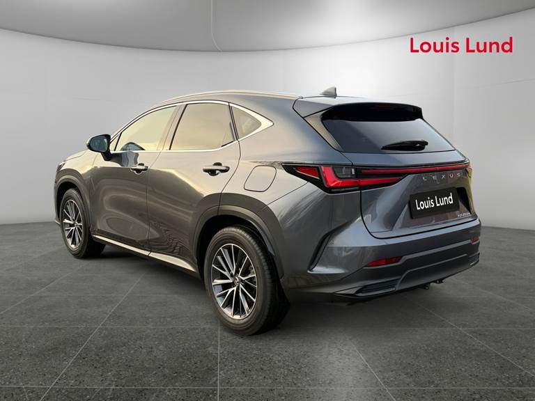 Lexus NX 2,5 450h+ Plugin-hybrid Business Plus 4WD 309HK 5d Trinl. Gear