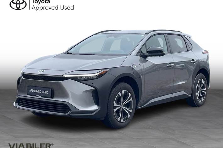 undefined Toyota BZ4X fra 2024 set udefra