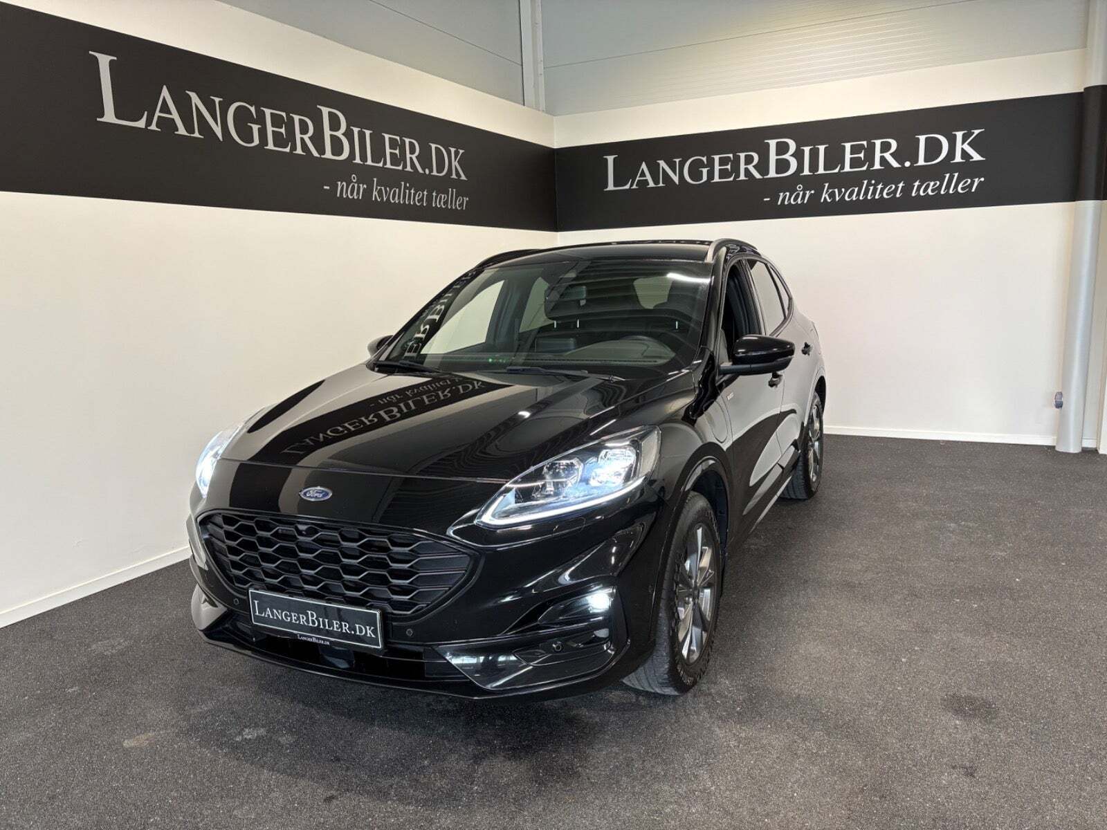 Ford Kuga 2,5 PHEV ST-Line X CVT