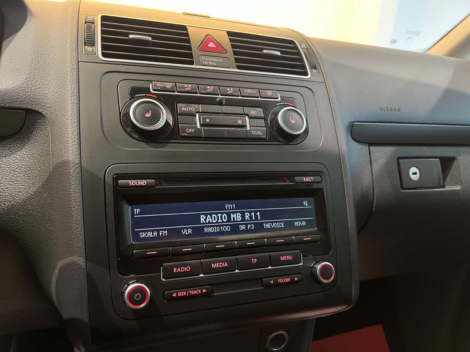 Sort VW Touran fra 2011