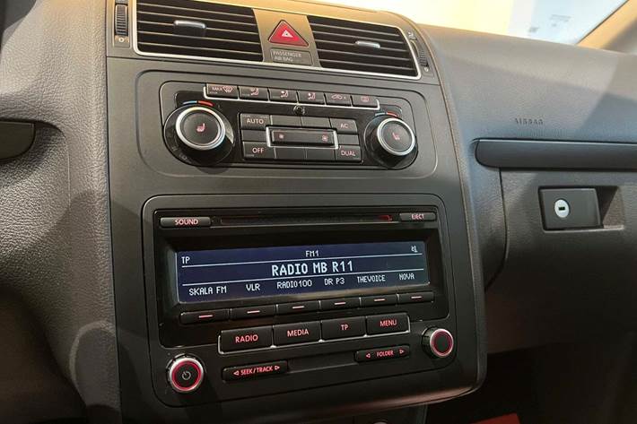 Sort VW Touran fra 2011